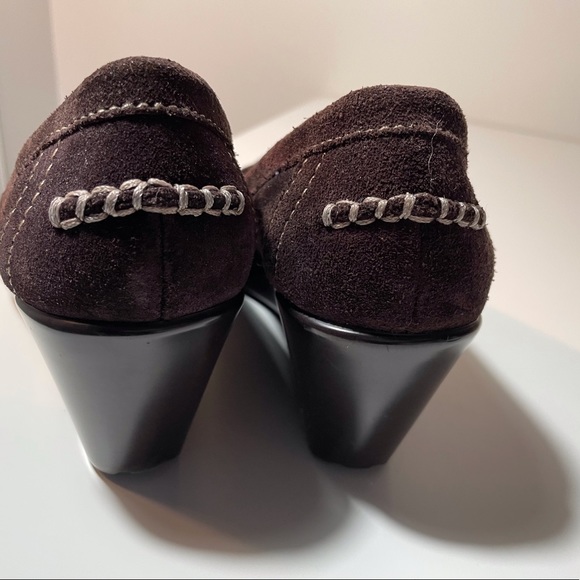 Naturalizer / EUC Chocolate-Brown Suede Wedge Heel Loafer Sz 7.5 - Picture 5 of 5